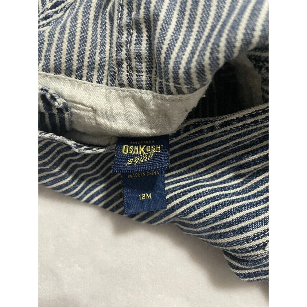 Oshkosh B'Gosh Shorts Overalls Size 18 months Vestbak Railroad Striped Shortalls